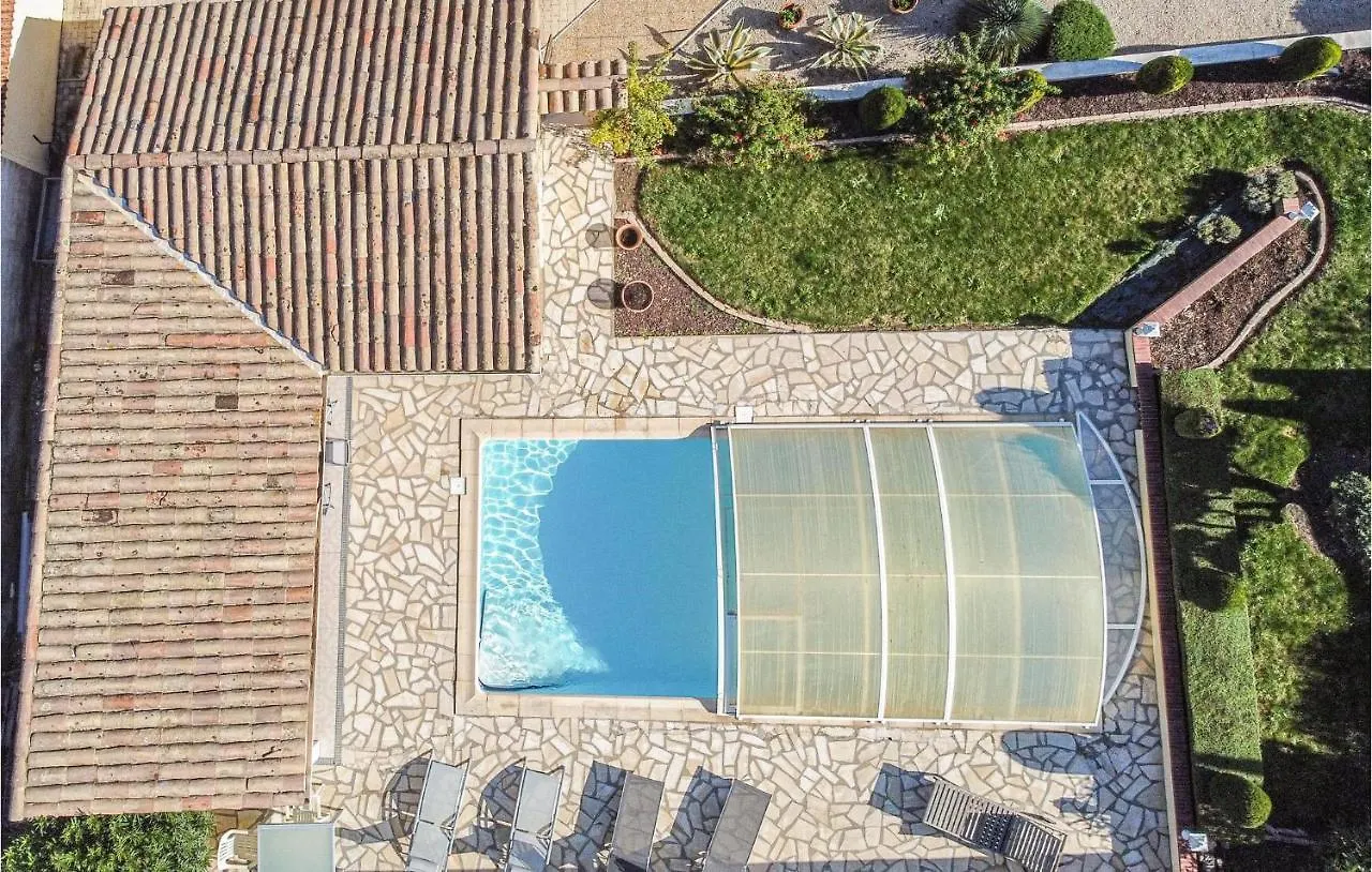 Awesome Home In Espeluche With Wifi Holiday home