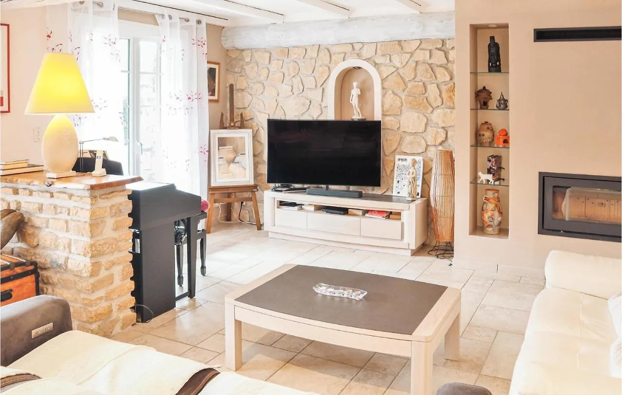 Awesome Home In Espeluche With Wifi 0*,